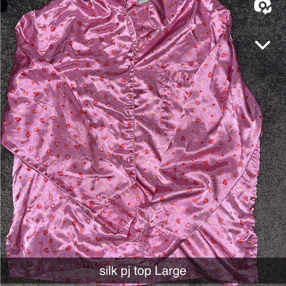 Silk PJs - Picture 2 of 2